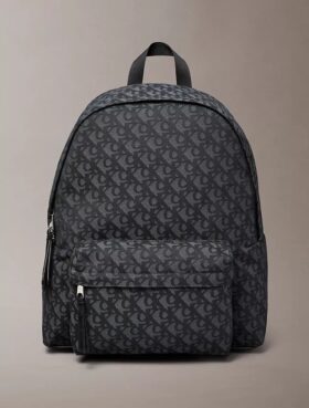 Mochila con el logotipo Monogram en toda la superficie Mochila con el logotipo Monogram en toda la superficie