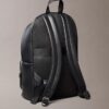 Mochila redonda con logotipo en relieve Mochila redonda con logotipo en relieve
