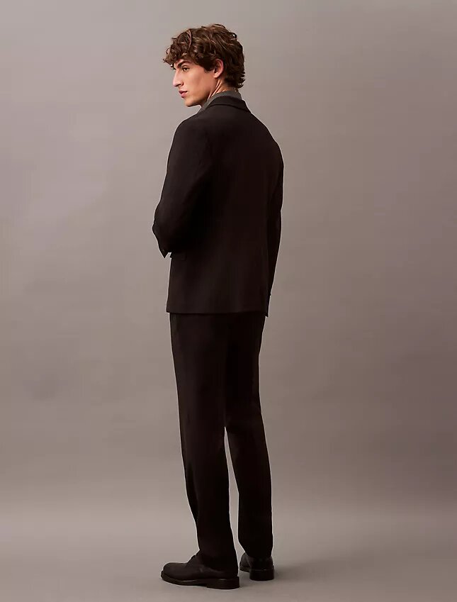 Pantalón ajustado de gabardina de lana Pantalón ajustado de gabardina de lana