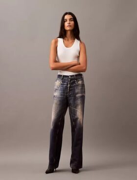 Pantalón entallado con estampado de Denim Pantalón entallado con estampado de Denim