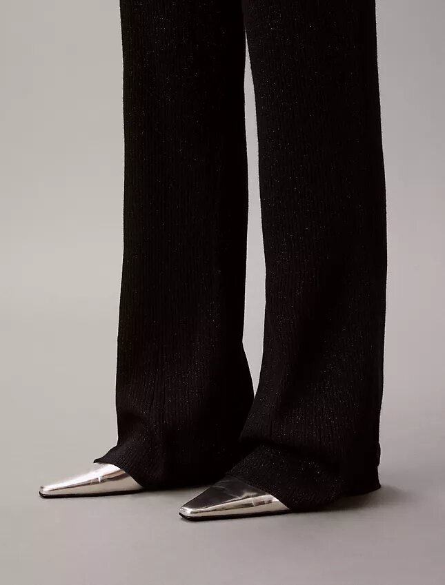 Pantalones acampanados de mezcla de lana merino y lurex Pantalones acampanados de mezcla de lana merino y lurex