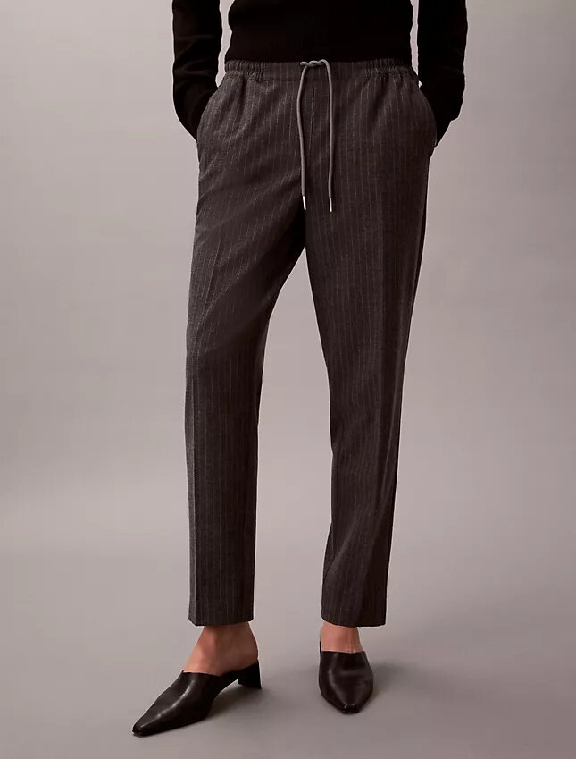Pantalones ajustados a la tobillera con rayas y cordón Pantalones ajustados a la tobillera con rayas y cordón