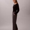 Pantalones ajustados a la tobillera con rayas y cordón Pantalones ajustados a la tobillera con rayas y cordón