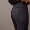 Pantalones ajustados con estampado de espiga en tejido Ponte Pantalones ajustados con estampado de espiga en tejido Ponte
