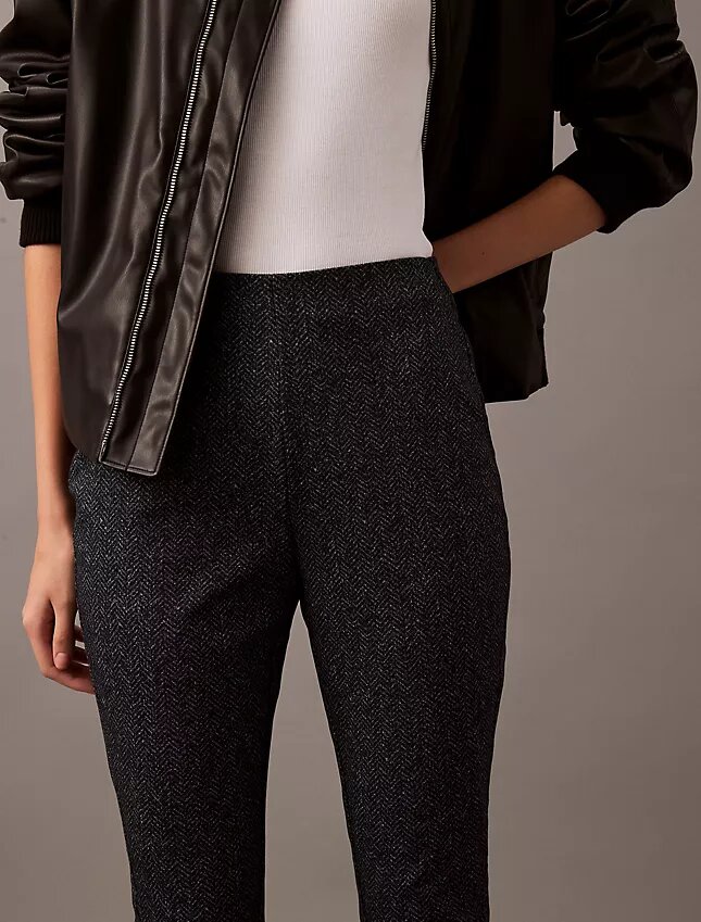 Pantalones ajustados con estampado de espiga en tejido Ponte Pantalones ajustados con estampado de espiga en tejido Ponte