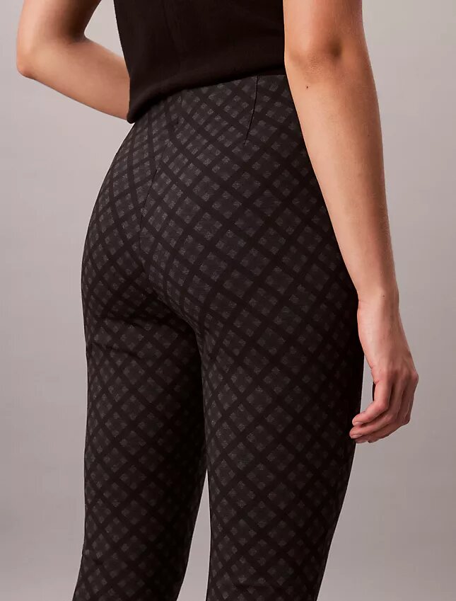 Pantalones ajustados de ponte Pantalones ajustados de ponte