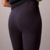 Pantalones ajustados de ponte Pantalones ajustados de ponte