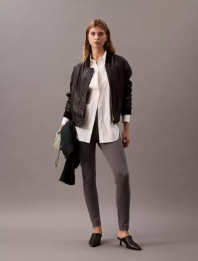 Pantalones ajustados de ponte liso