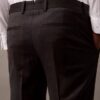 Pantalones ajustados de sastrería en mezcla de lana Pantalones ajustados de sastrería en mezcla de lana