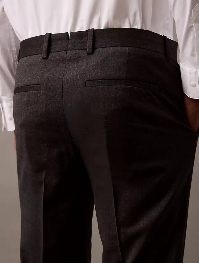Pantalones ajustados de sastrería en mezcla de lana Pantalones ajustados de sastrería en mezcla de lana