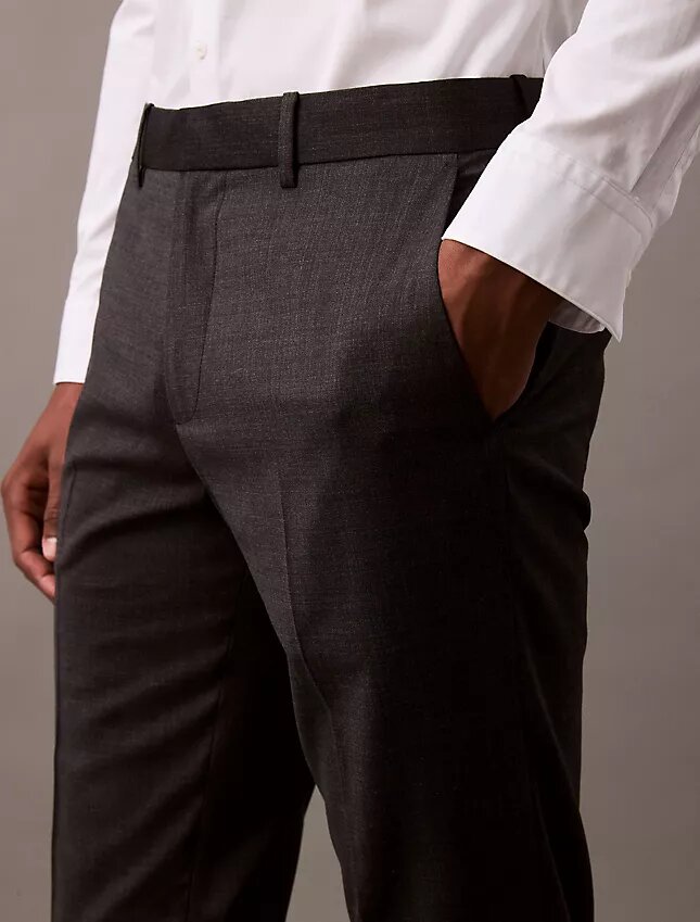 Pantalones ajustados de sastrería en mezcla de lana Pantalones ajustados de sastrería en mezcla de lana