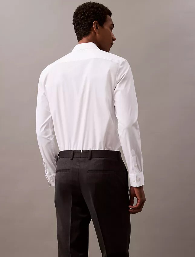 Pantalones ajustados de sastrería en mezcla de lana Pantalones ajustados de sastrería en mezcla de lana