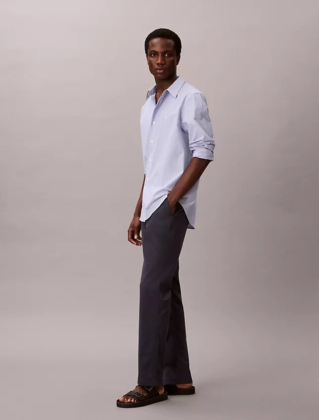 Pantalones chino ajustados de algodón Pantalones chino ajustados de algodón
