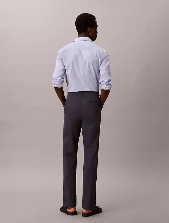 Pantalones chino ajustados de algodón Pantalones chino ajustados de algodón