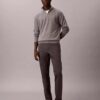 Pantalones chino ajustados de satén de algodón Pantalones chino ajustados de satén de algodón