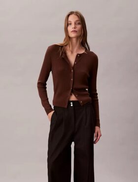 Pantalones chino de pierna ancha ajustables