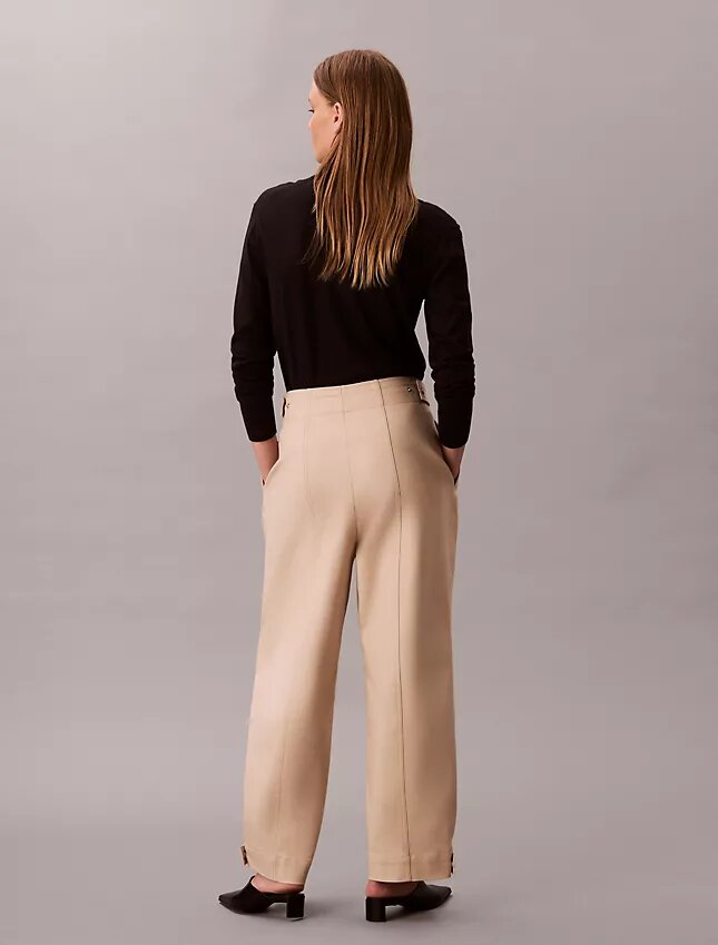 Pantalones chino de pierna ancha ajustables Pantalones chino de pierna ancha ajustables