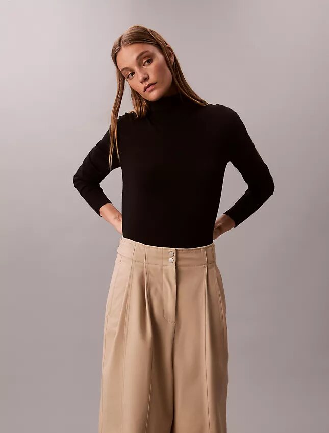 Pantalones chino de pierna ancha ajustables Pantalones chino de pierna ancha ajustables