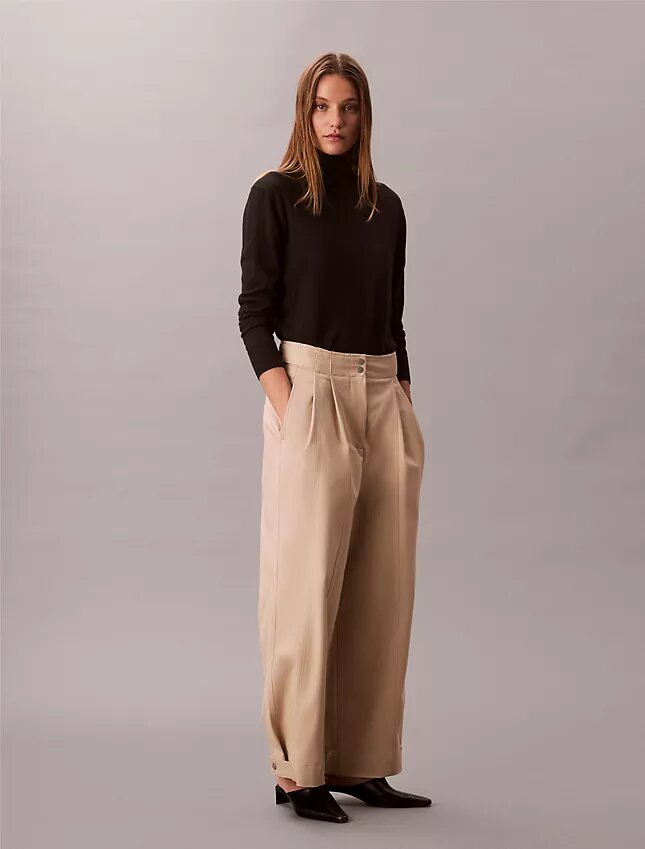 Pantalones chino de pierna ancha ajustables Pantalones chino de pierna ancha ajustables