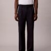 Pantalones chino rectos con pliegues estilo años 90 Pantalones chino rectos con pliegues estilo años 90