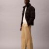 Pantalones chino rectos con pliegues estilo años 90 Pantalones chino rectos con pliegues estilo años 90