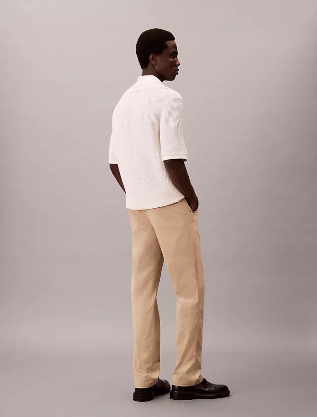 Pantalones chino rectos estándar Pantalones chino rectos estándar