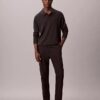 Pantalones chinos ajustados y cónicos de satén de algodón Pantalones chinos ajustados y cónicos de satén de algodón