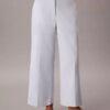 Pantalones chinos cropped de pierna ancha Pantalones chinos cropped de pierna ancha