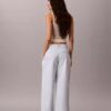 Pantalones chinos cropped de pierna ancha Pantalones chinos cropped de pierna ancha