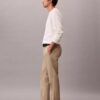 Pantalones chinos elásticos modernos Pantalones chinos elásticos modernos