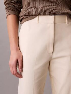Pantalones chinos rectos de algodón elástico
