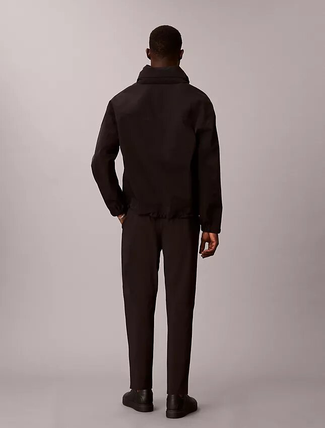 Pantalones con cintura tejida y logotipo deportivo moderno Pantalones con cintura tejida y logotipo deportivo moderno