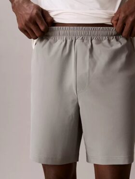 Pantalones cortos con monograma tejido Pantalones cortos con monograma tejido