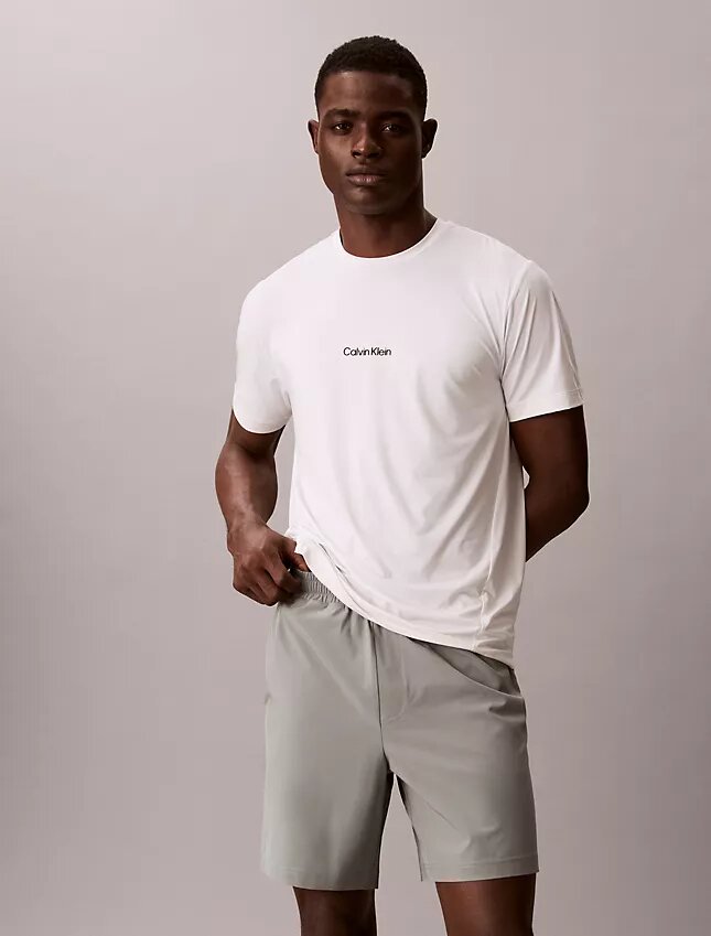 Pantalones cortos con monograma tejido Pantalones cortos con monograma tejido
