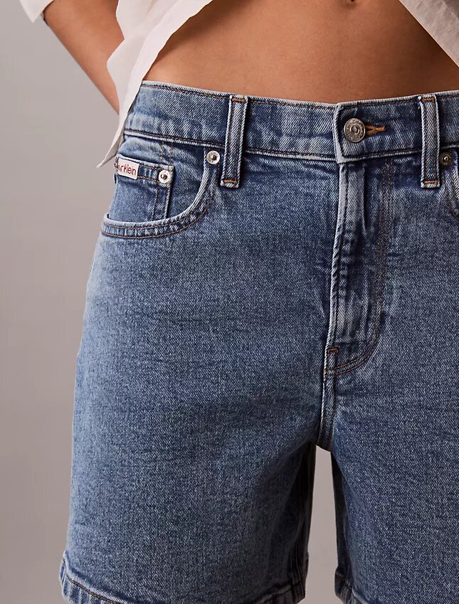 Pantalones cortos de Denim con corte en A Pantalones cortos de Denim con corte en A