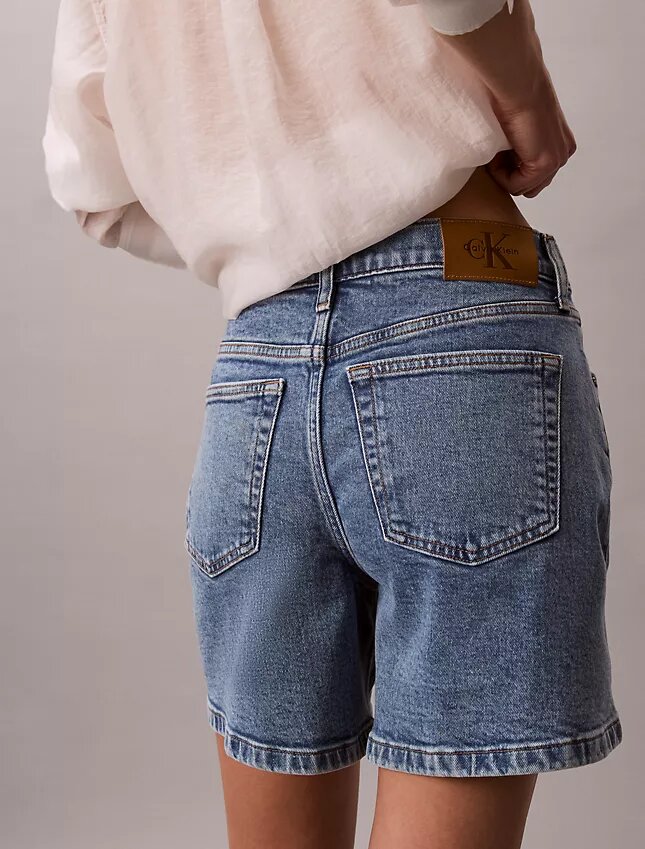 Pantalones cortos de Denim con corte en A Pantalones cortos de Denim con corte en A