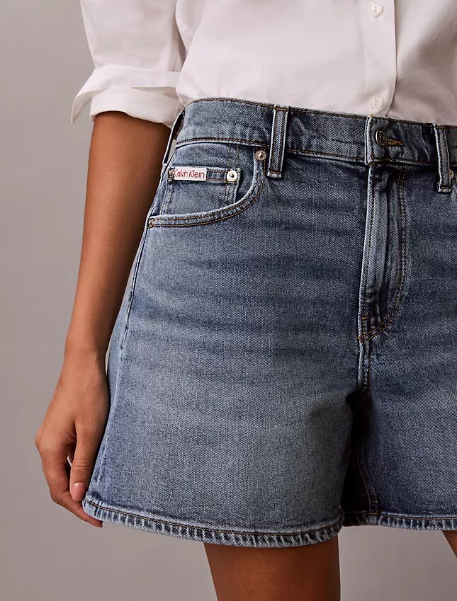 Pantalones cortos de Denim con corte en A Pantalones cortos de Denim con corte en A