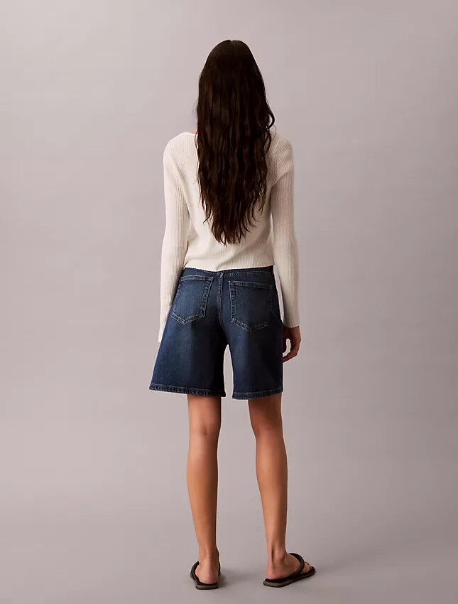 Pantalones cortos de Denim con corte en A y dobladillo enrollado Pantalones cortos de Denim con corte en A y dobladillo enrollado