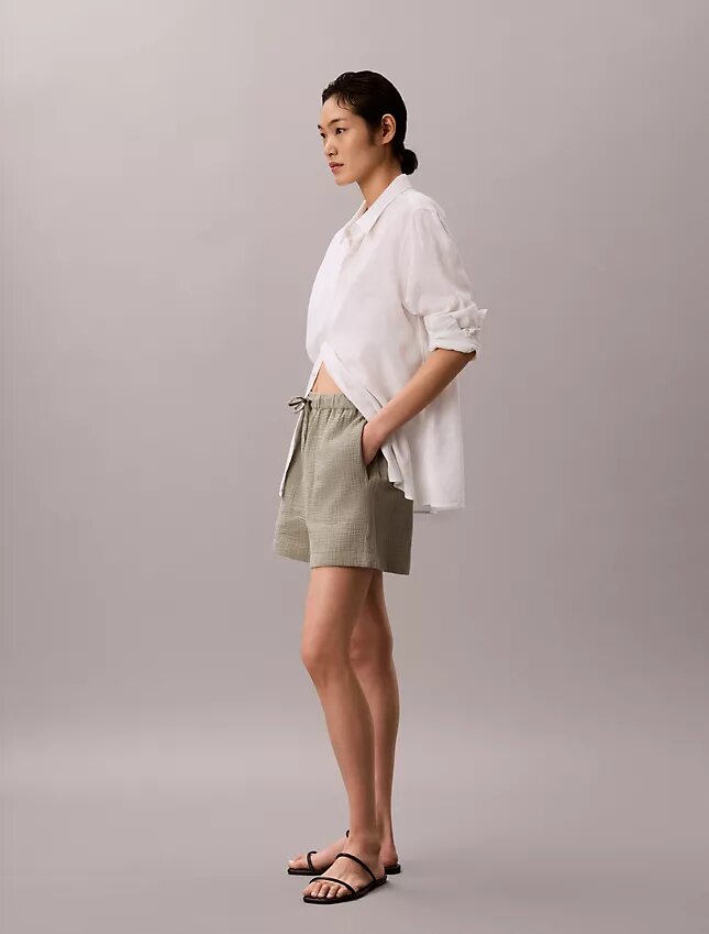 Pantalones cortos de doble gasa sin cordón Pantalones cortos de doble gasa sin cordón