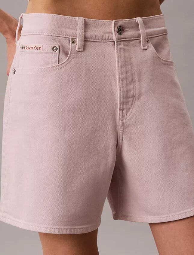 Pantalones cortos de talle alto y corte en A teñidos en prenda Pantalones cortos de talle alto y corte en A teñidos en prenda