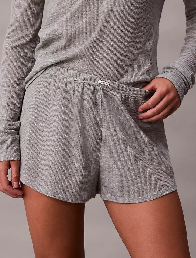 Pantalones cortos ligeros de punto waffle Pantalones cortos ligeros de punto waffle
