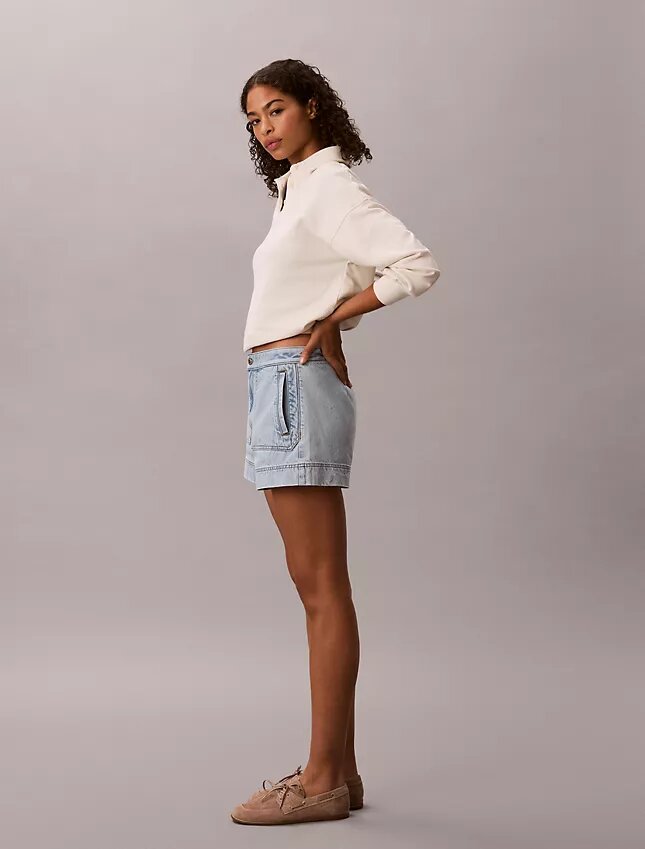 Pantalones cortos utilitarios de Denim Pantalones cortos utilitarios de Denim