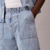 Pantalones cortos utilitarios de Denim Pantalones cortos utilitarios de Denim