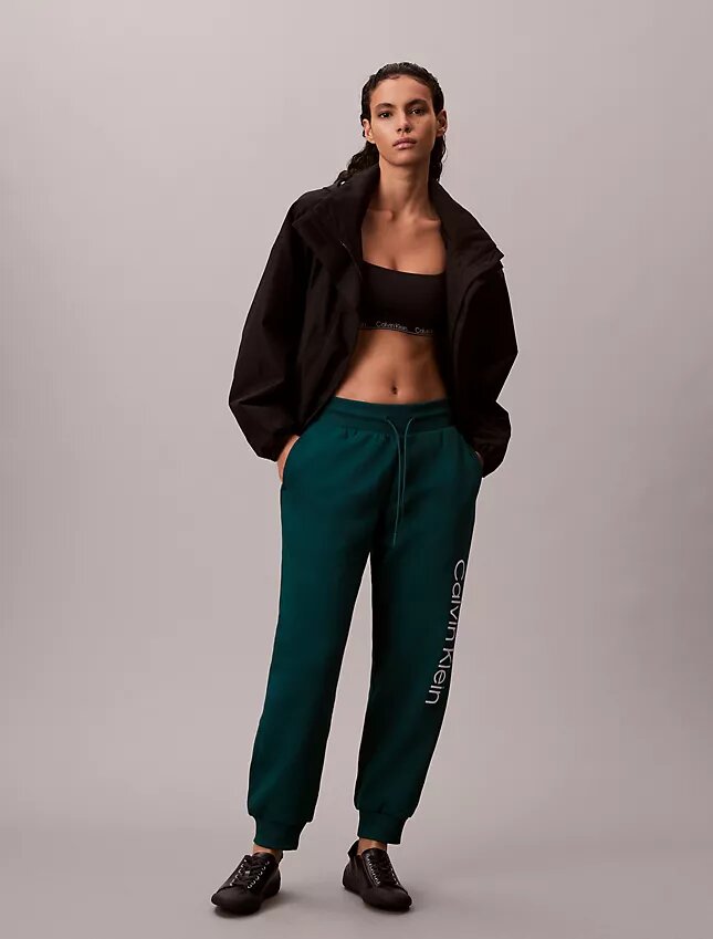 Pantalones de chándal con logo estampado Pantalones de chándal con logo estampado