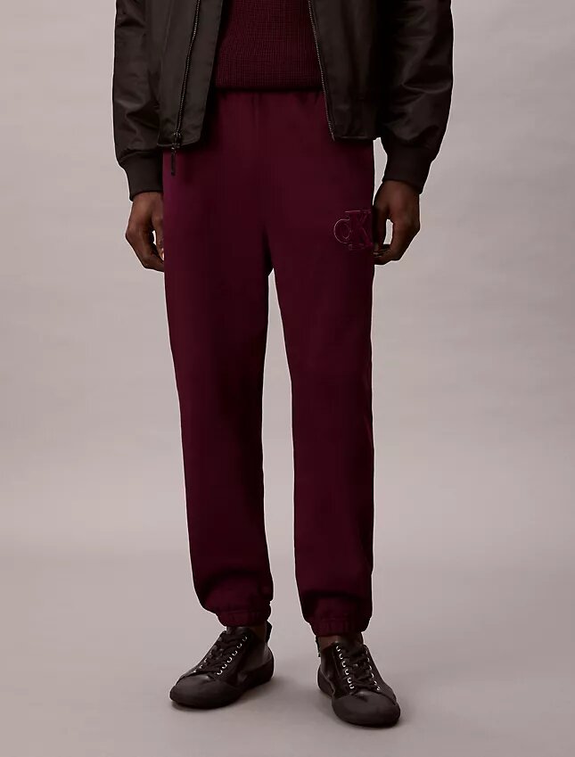 Pantalones de chándal con parche de monograma de felpa Pantalones de chándal con parche de monograma de felpa