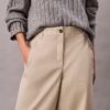 Pantalones de corte recto de sarga elástica de algodón Pantalones de corte recto de sarga elástica de algodón