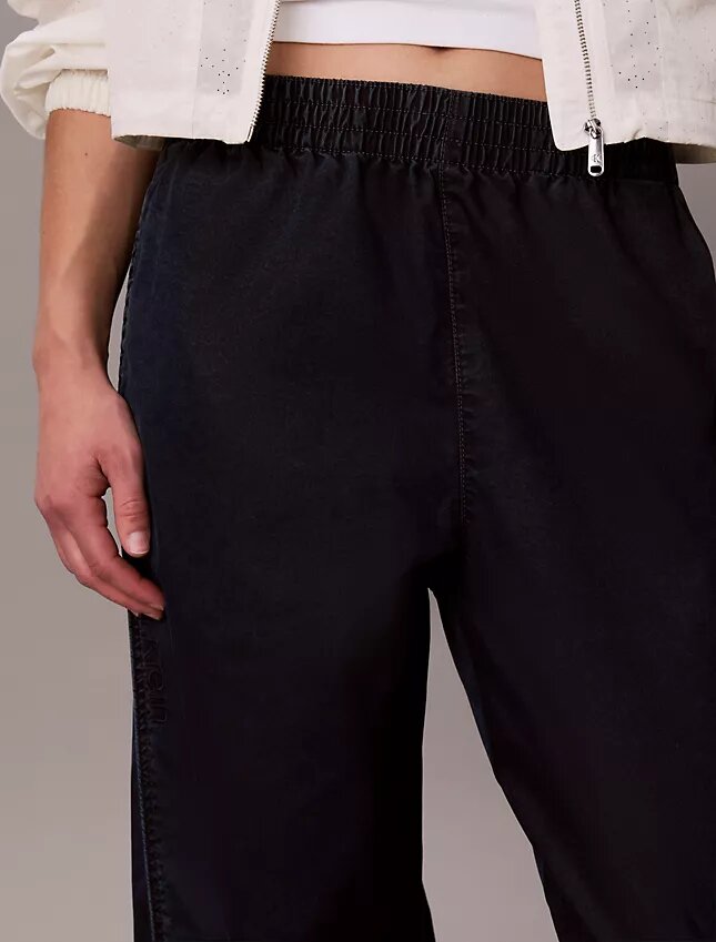 Pantalones de Denim tipo paracaidista Pantalones de Denim tipo paracaidista