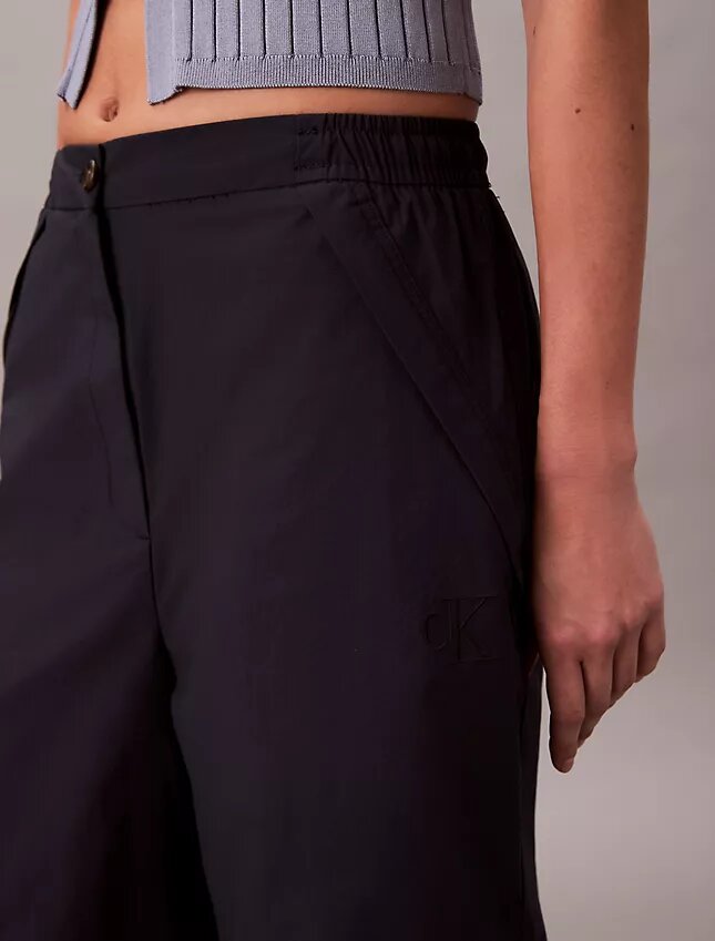 Pantalones de paracaídas de nailon arrugado Pantalones de paracaídas de nailon arrugado