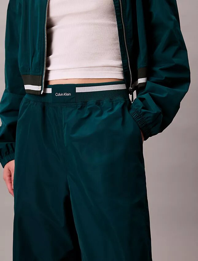 Pantalones deportivos con cintura con logotipo Pantalones deportivos con cintura con logotipo