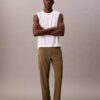 Pantalones deportivos modernos de tejido Pantalones deportivos modernos de tejido